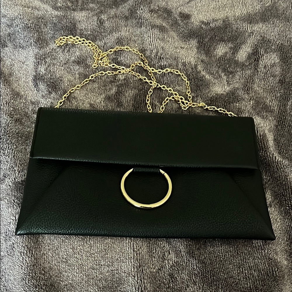 Urban Expressions Black Shoulder Bag with Gold Chain